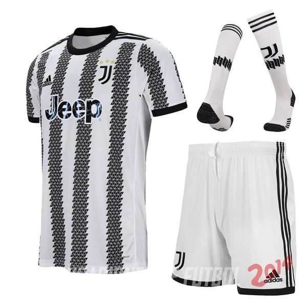 Camiseta Del Juventus Primera 2022/2023（Camiseta+Pantalones+Calcetines）