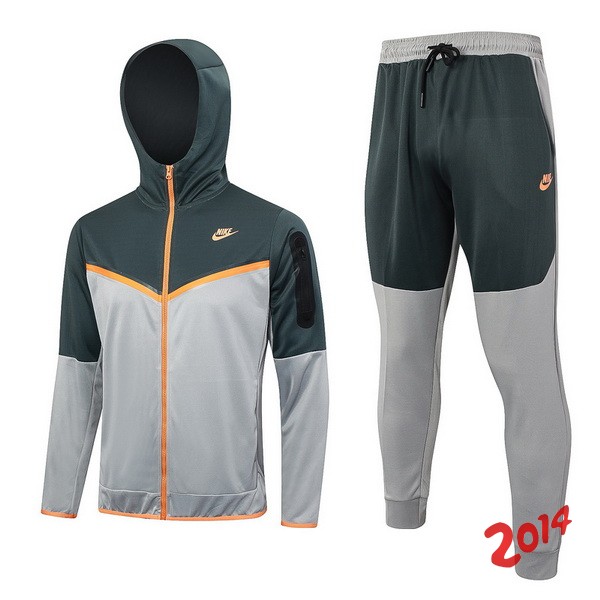 Chandal Nike Verde Gris 2023