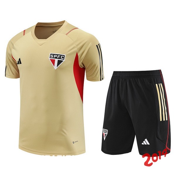 Entrenamiento Conjunto Completo Sao Paulo Amarillo Rojo Negro 2023/2024