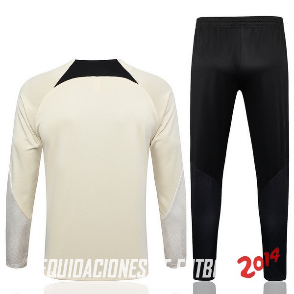 Conjunto Completo Sudadera Jugadores Entrenamiento Paris Saint Germain 2023/2024 Amarillo Negro
