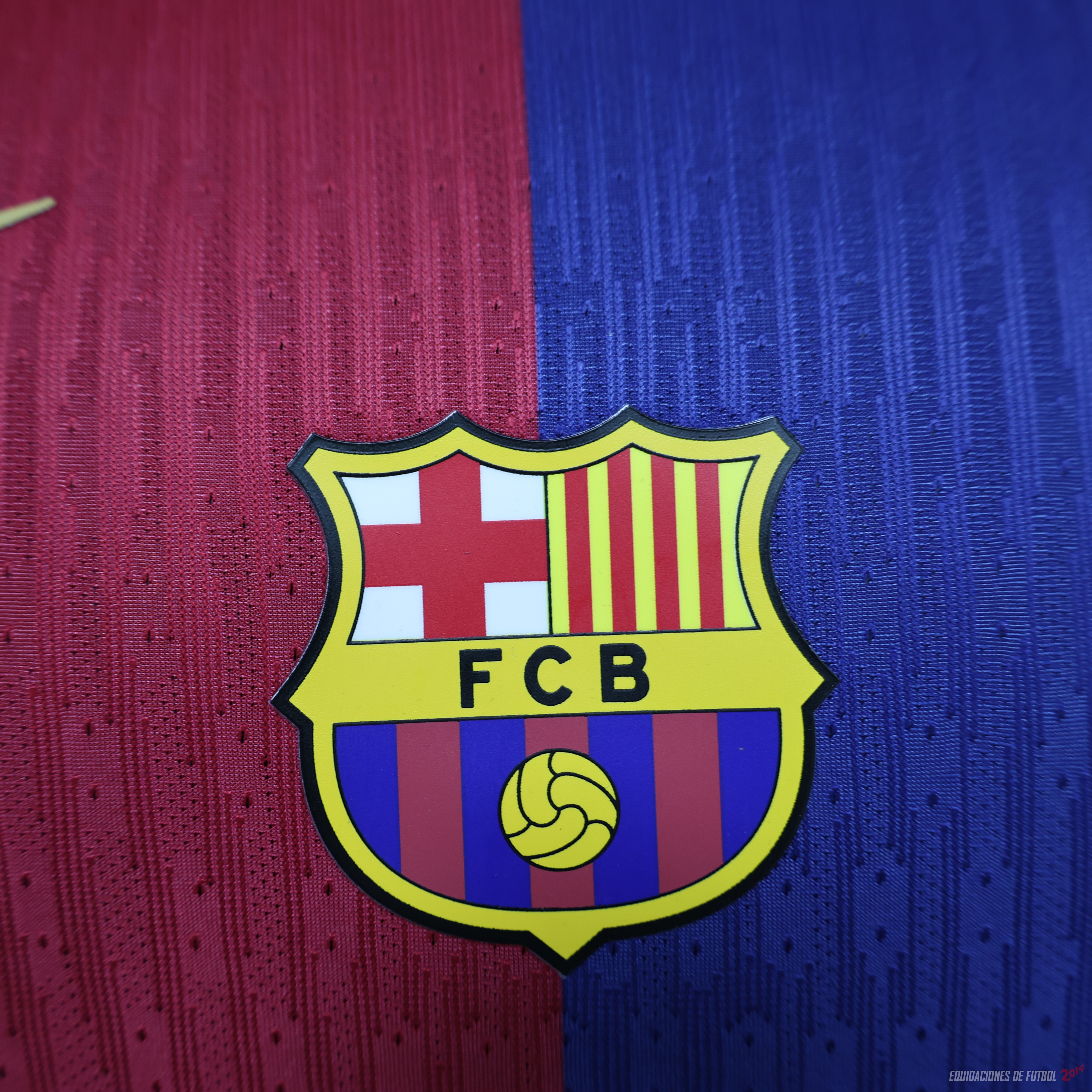 Tailandia Camiseta Del Barcelona Primera Jugadores 2024/2025 Azul I Rojo