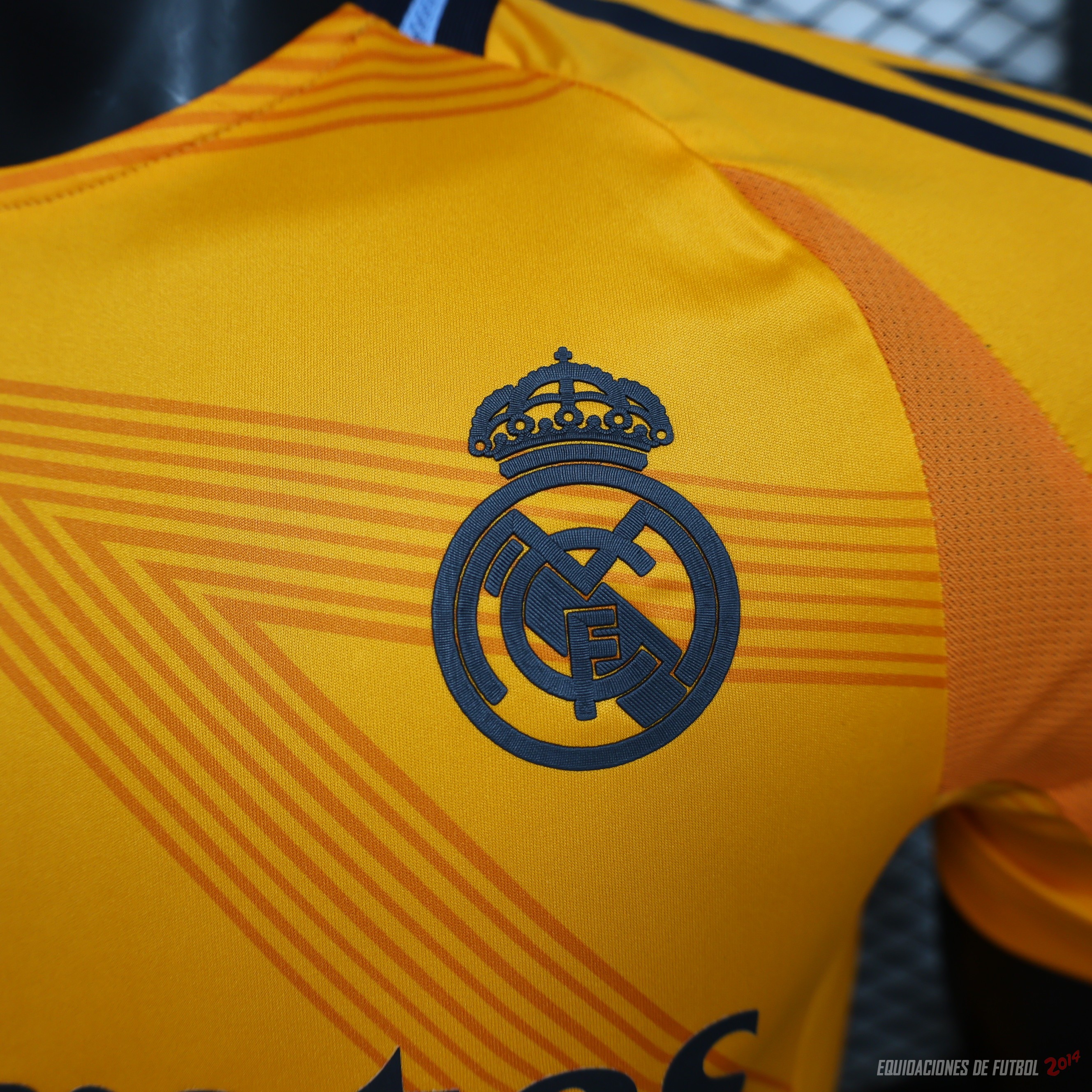 Tailandia Camiseta Del Real Madrid Segunda Jugadores 2024/2025 Naranja