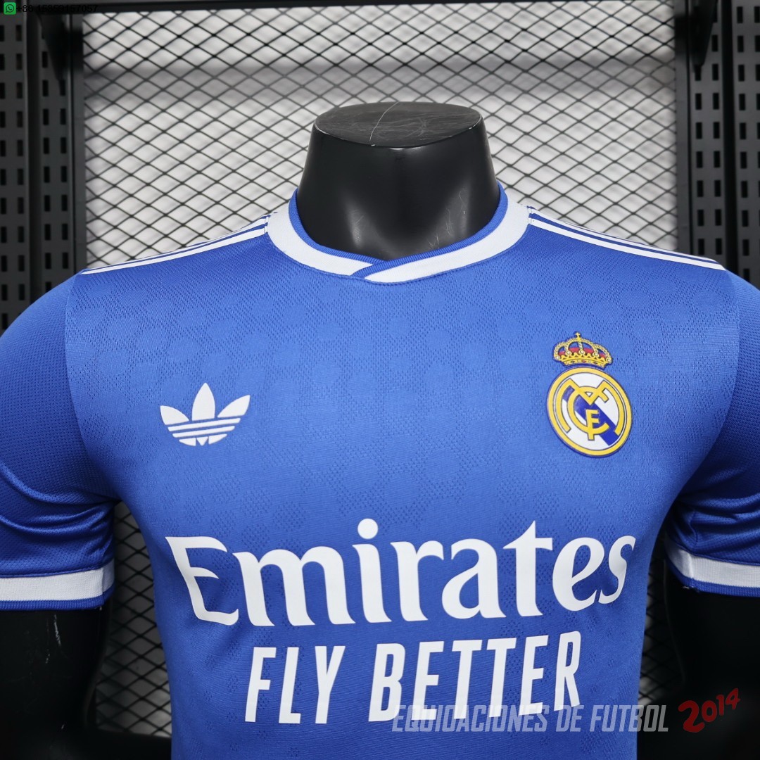 Tercera Camiseta Del Real Madrid Concepto Jugadores 2025/2026