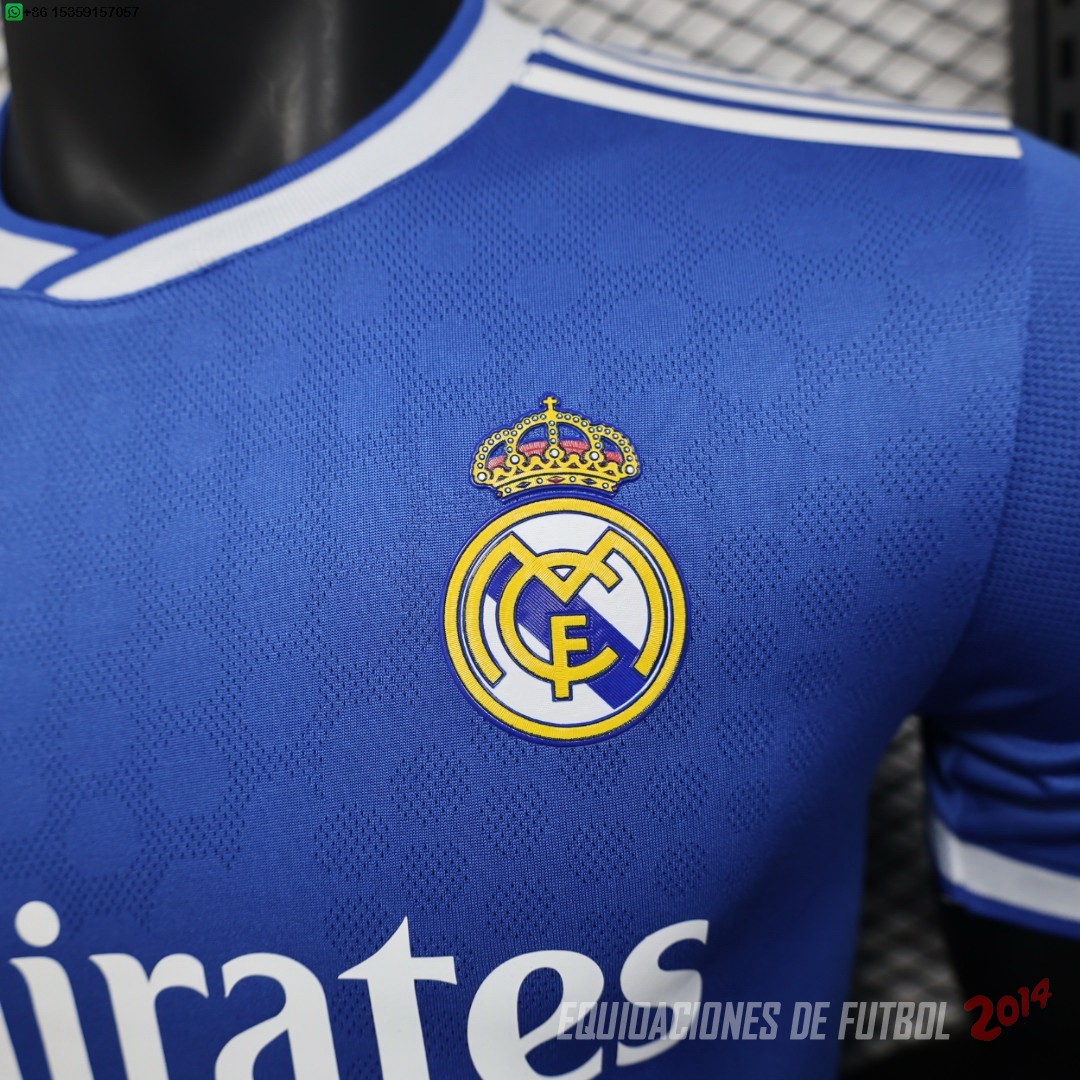 Tercera Camiseta Del Real Madrid Concepto Jugadores 2025/2026